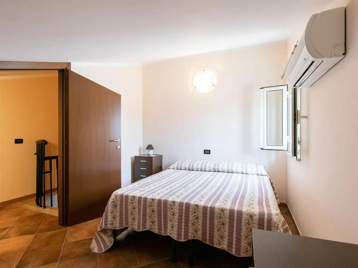 Fabulous Holiday Home in Campofelice di Roccella with Pool