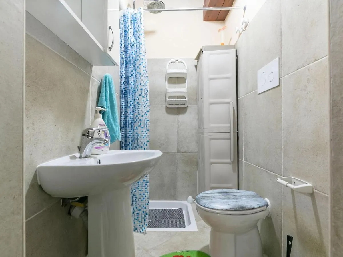 Fabulous Holiday Home in Campofelice di Roccella with Pool