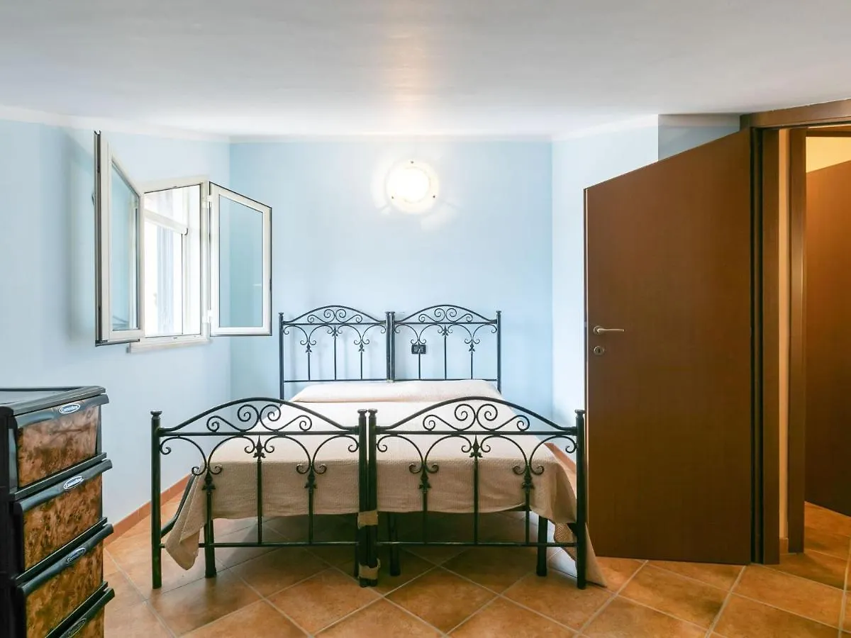 Fabulous Holiday Home In Campofelice Di Roccella With Pool